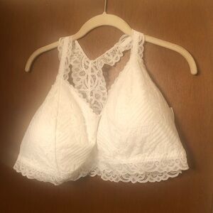NWT 3X Maurices Vintage Lace Racerback Bralette